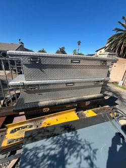 Husky tool box