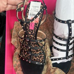 Leopard heels 