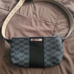 Michael Kors Belt/Fanny Bag (S/M)