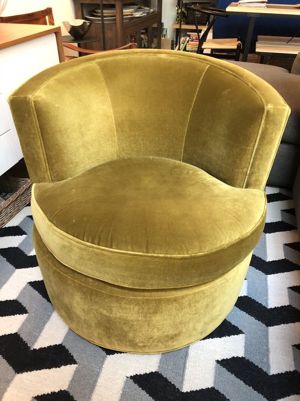Room And Board Swivel Chair For Sale In Los Angeles Ca Offerup