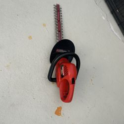 Black&Decker 20” Hedge Trimmer electric 