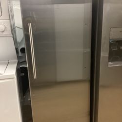 Galanz 11 cu.ft. Convertible Upright Freezer/Refrigerator in Stainless Steel