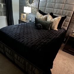 Queen Size Bed Set