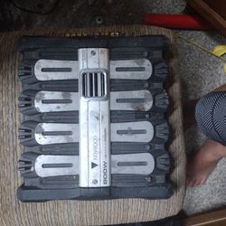 Two Amps 75 A Piece