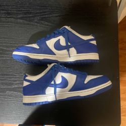 “Kentucky” Dunk Low size 9 in mens