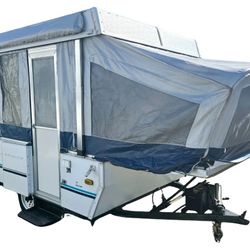 2004 Fleetwood Tucson