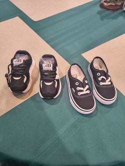 Toddler shoes size 6.5 -7 European size 23m both shoes new $10 for both