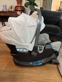 Nuna Infant Car Seat with Base