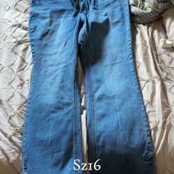 Women’s jeans & Shorts