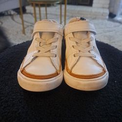 Toddler Nike Size 9/ ONLY MESSAGE IF READY TO PURCHASE