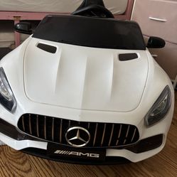 Kids Drivable Car With Remote