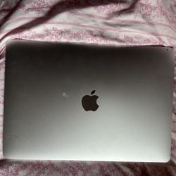 MacBook Pro 13”