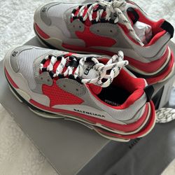 Balenciagas Triple S