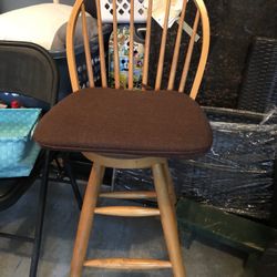 2 Wood Swivel Bar Stool 