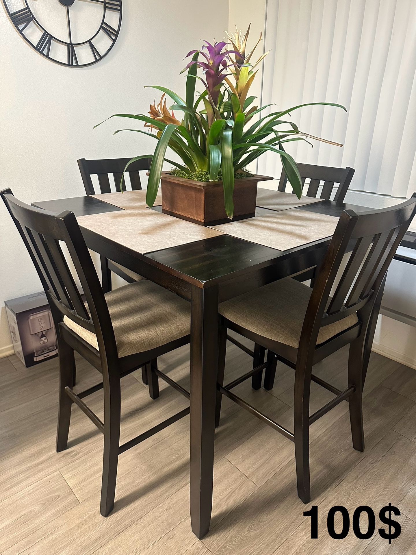 Kitchen Table With 4 Chairs