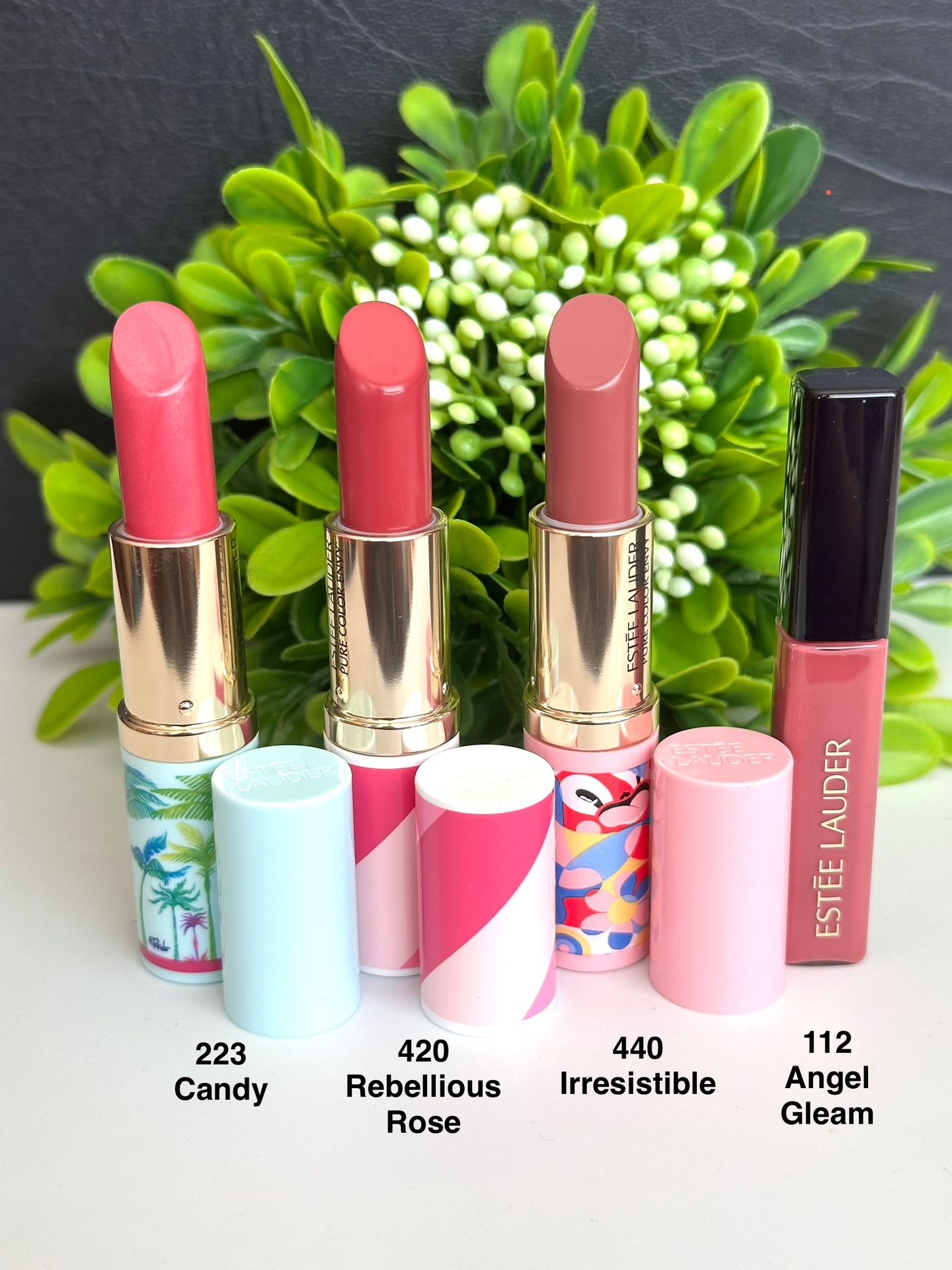 Estée Lauder Lipstick 223 Candy, 420 Rebellious Rose, 440 Irresistible (4pcs)
