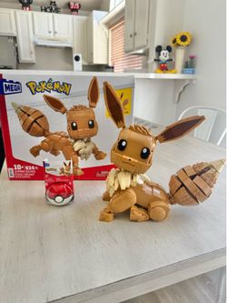 Pokemon Eevee Mega Block Set