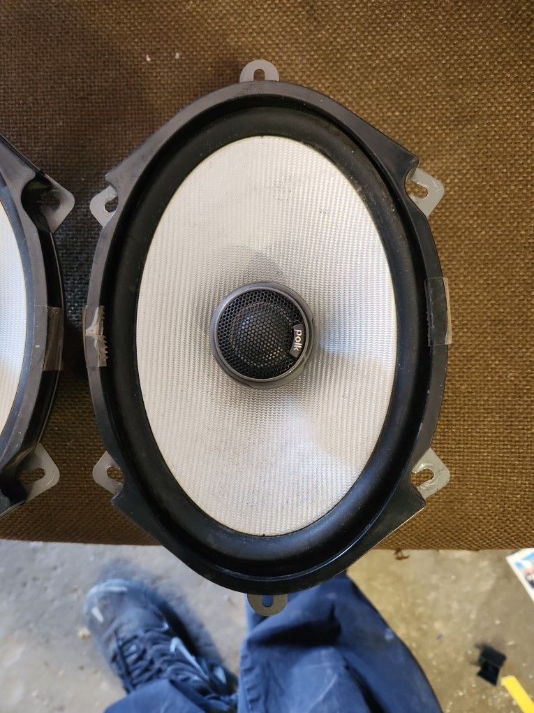 5×7 Polk Audio Speakers Perfect Condition $40