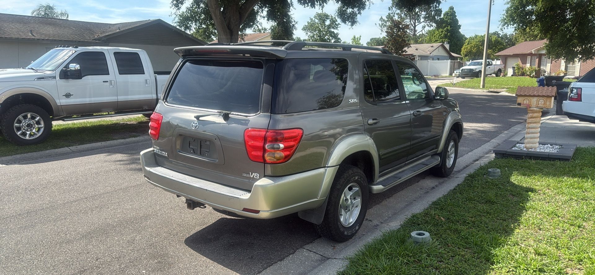 2004 Toyota Sequoia