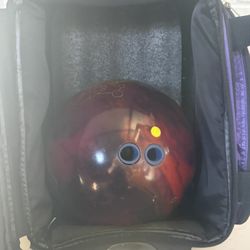 BRUNSWICK DOUBLE ROLLER BAG WITH zero gravity bowling ball and bowling bag new in condition