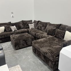 Sectional Brown Oversized New Box 