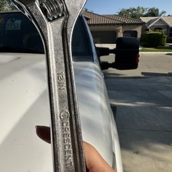 Wrench 