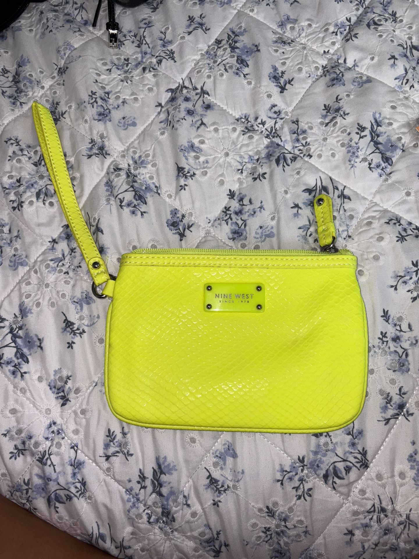 Nine West” Neon Yellow Faux snakeskin wristlet bag