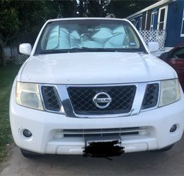 Nissan Pathfinder 09
