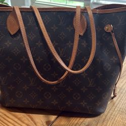 Louis Vuitton Large Never full Bag