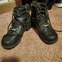 Women's Size 7m Harley Boots