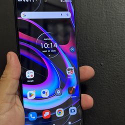 motorola edge 5G UW (2021) hair line crack unlocked for any carrier