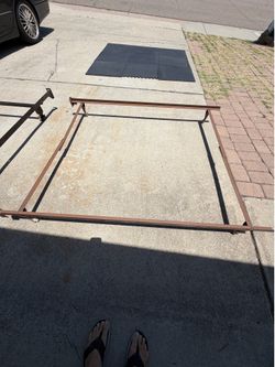 Adjustable Twin/Full Metal Bed Frame with Wheels – Sturdy & Ready to Move!