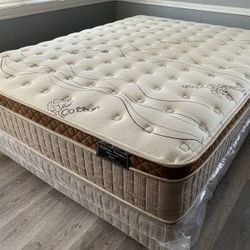 12in King Size Organic Cloud Comfort Europillow Top Mattress and Boxspring 