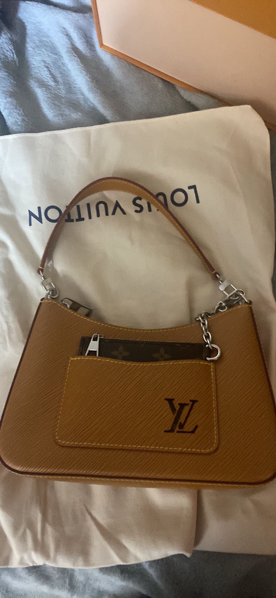 Handbag Louis Vuitton 