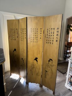 Moving Foldable Privacy Wall