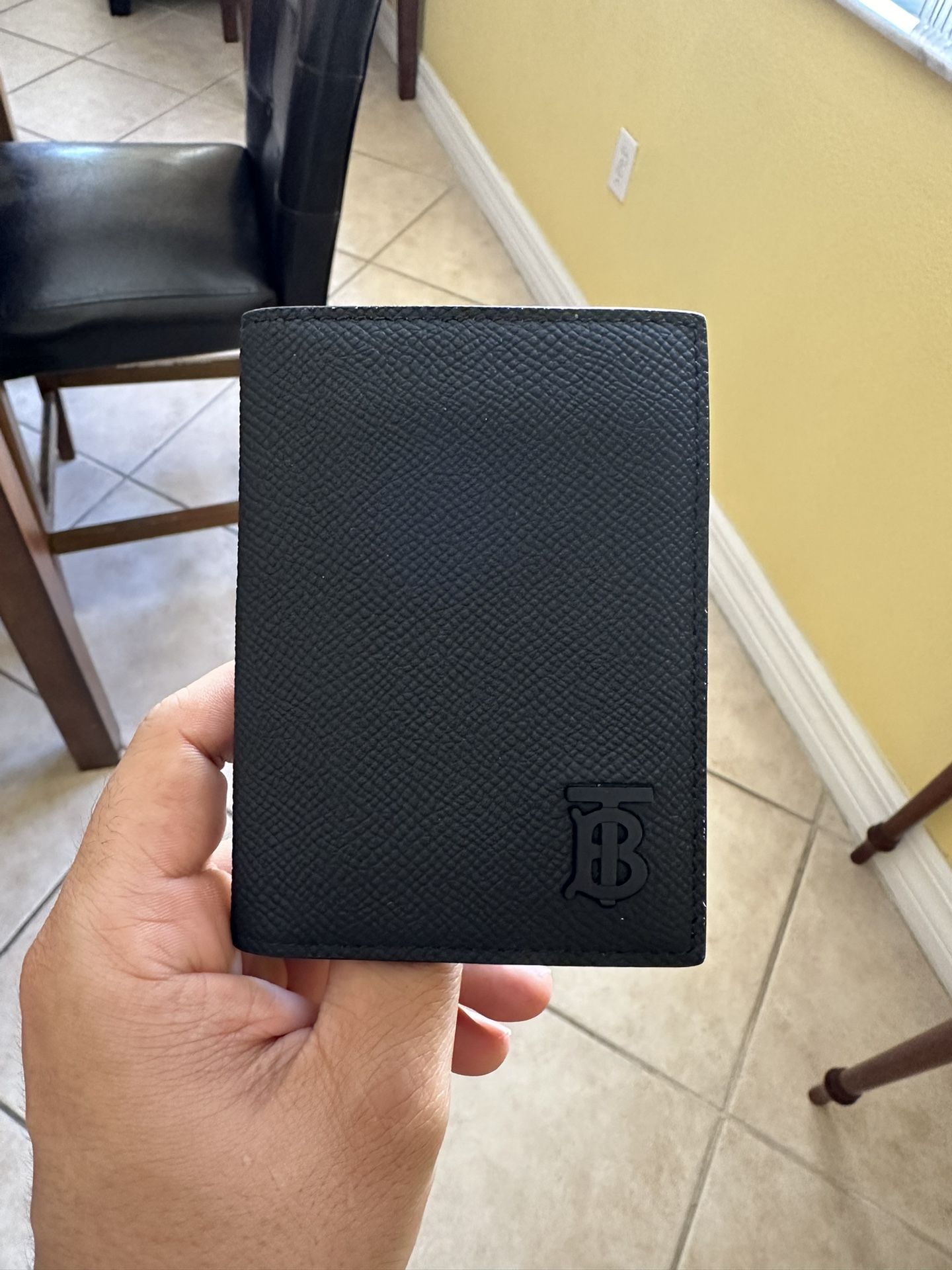 Burberry Men Wallet 