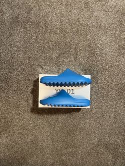 Yeezy YS-01 Blue Size 12
