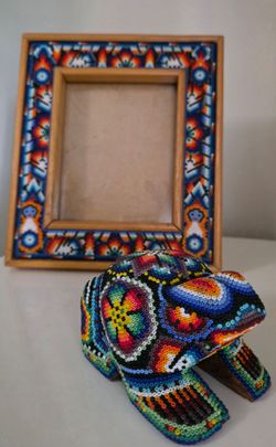 Authentic Mexican Huichol (Wixárika) beaded folk art