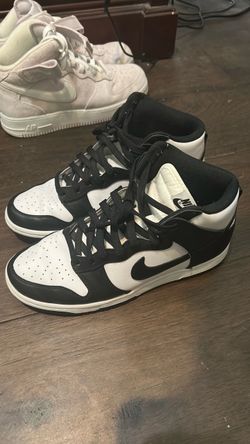 Nikes size 7.5 pandas