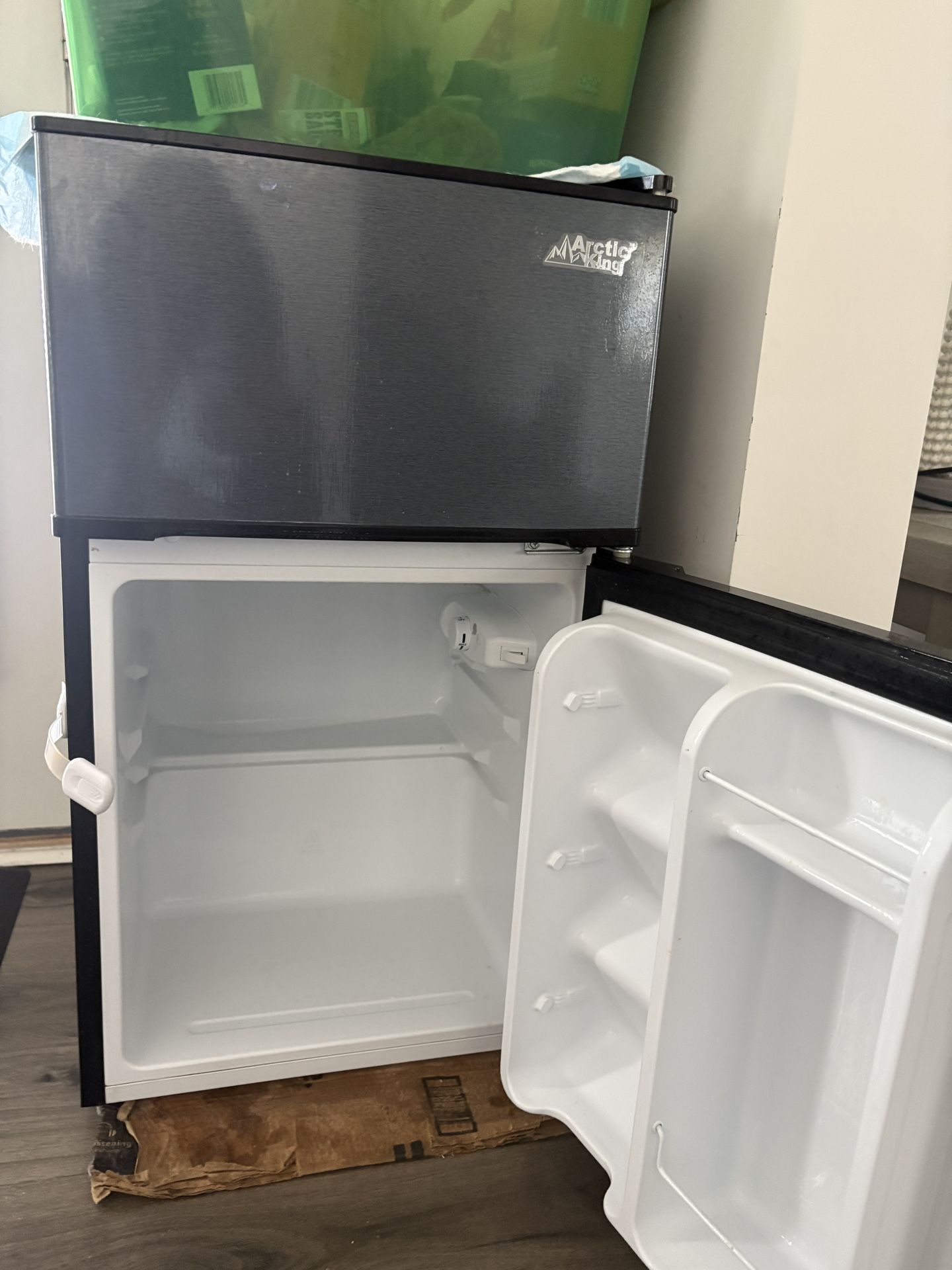 Arctic King Mini Fridge NOT WORKING