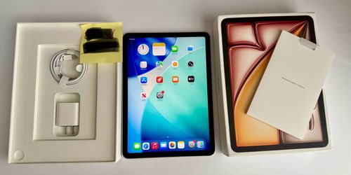 Apple iPad Air 11-inch (M3) Wi-Fi 128GB Starlight l Apple Warranty Until June 21, 2027