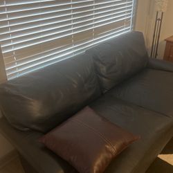 Italian Black Leather Sofa Need Gone ASAP