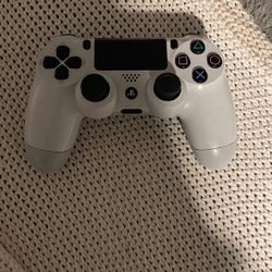PS4 Controller 