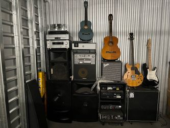 Musical Instruments and raw gems and minerals from Tanzania for sale.