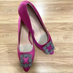 Pink Satin Crystal Buckle Pump - size 6.5 *NEW*