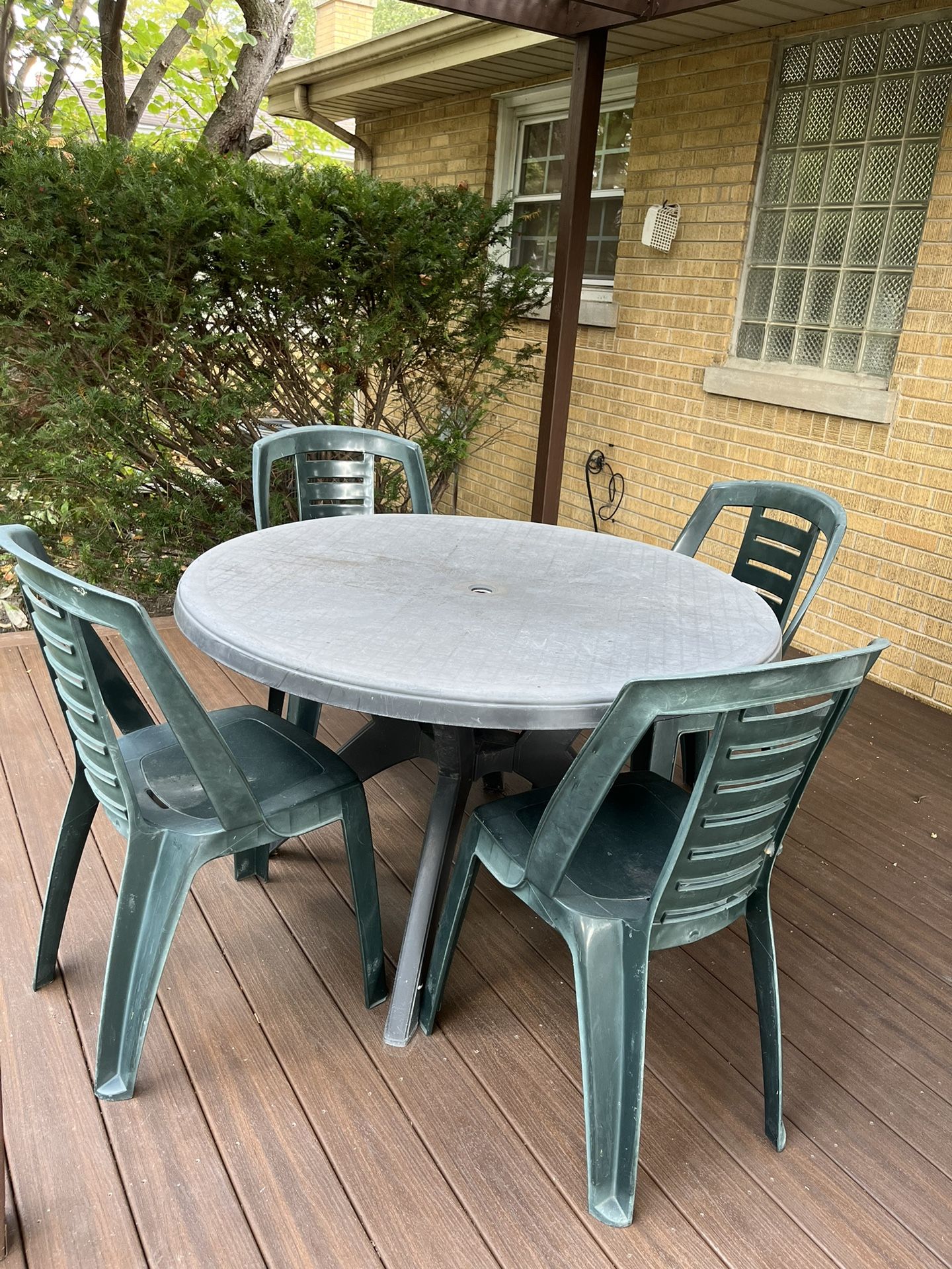 Outdoor Table With Four Outdoor Chairs