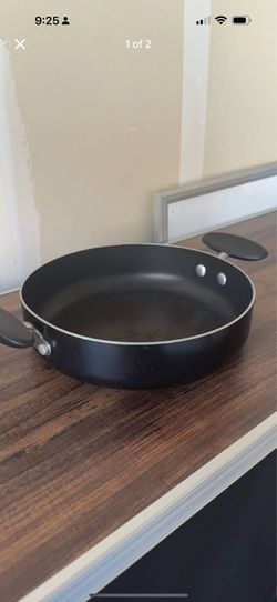 Black frying Pan