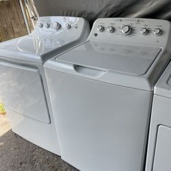 GE Washer And Dryer Set
