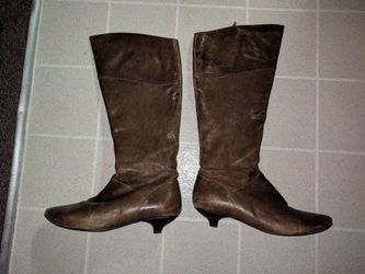 Chocolat leather boots, size 8.5
