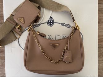 Authentic Prada Re-Edition Saffiano Leather Bag
